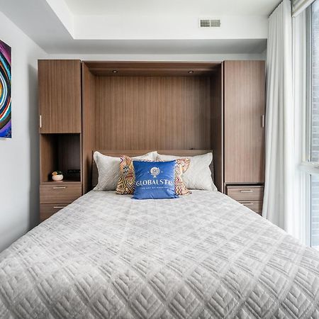 Fancy Downtown House With Hot Tub & Bbq By Globalstay 多伦多 外观 照片