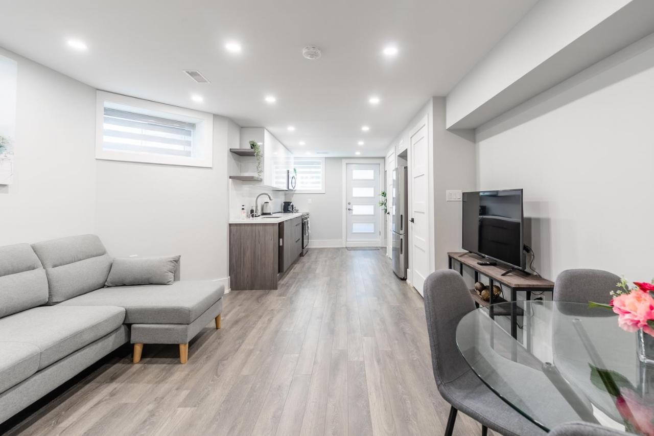 Fancy Downtown House With Hot Tub & Bbq By Globalstay 多伦多 外观 照片