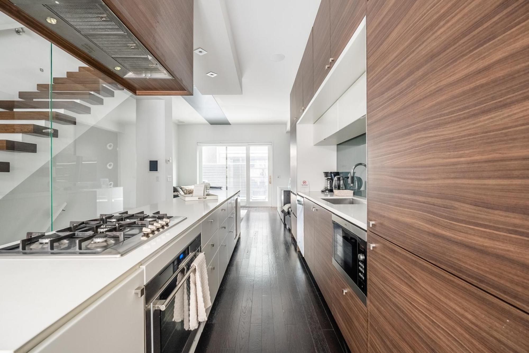Fancy Downtown House With Hot Tub & Bbq By Globalstay 多伦多 外观 照片